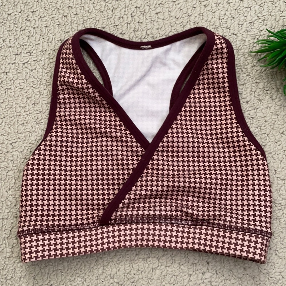 Lululemon deep v bra houndstooth